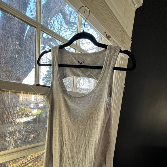 UGG Grey tank top - Picture 2 of 4